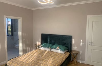 Аренда комфортных 3-комнатных апартаментов с видом на море, 75 м², Мамаия, Констанца, Румыния